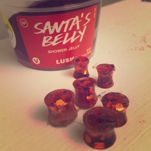 Christmas Plugs in Holly. Handmade NOW 50% off 🖤